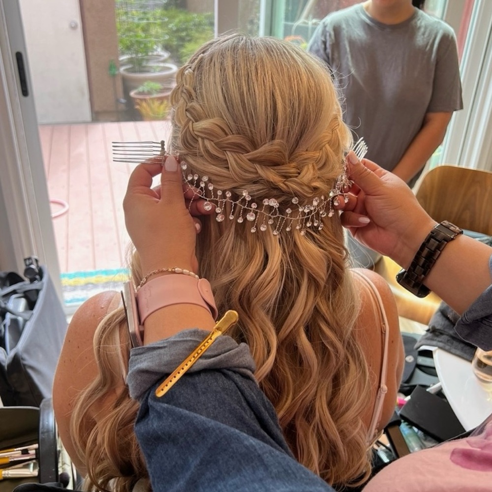 Swarovski Crystal Bridal Hair Piece - Picture 2 of 7